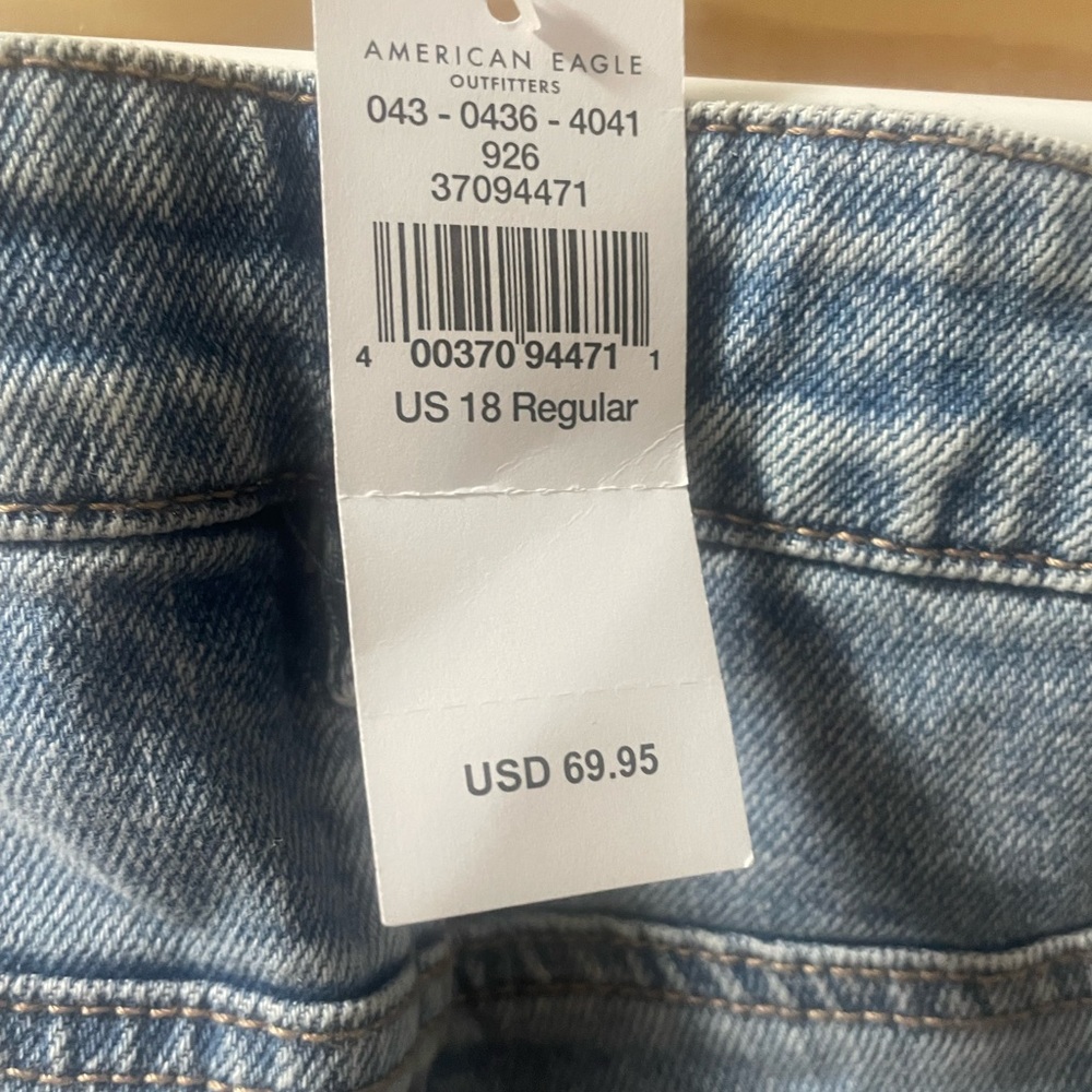 AE Ripped Mom Jeans - Picture 3 of 5